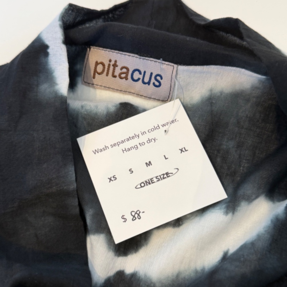 Gorgeous shibori tie dyed 2pc cowl drapey top and pant set - Picture 9 of 9